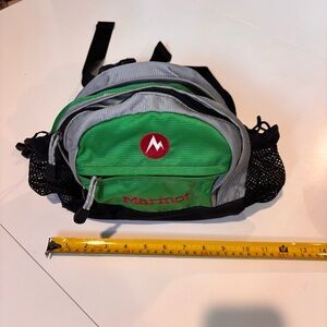 Marmot Biospan Walkabout Lumbar Pack with spacious main compartment.